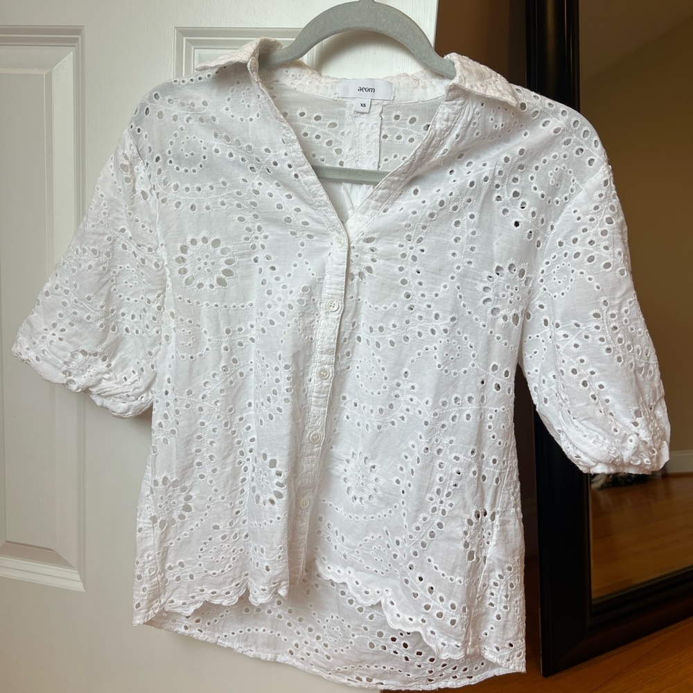 Vici Dolls Eyelet Detailed Blouse